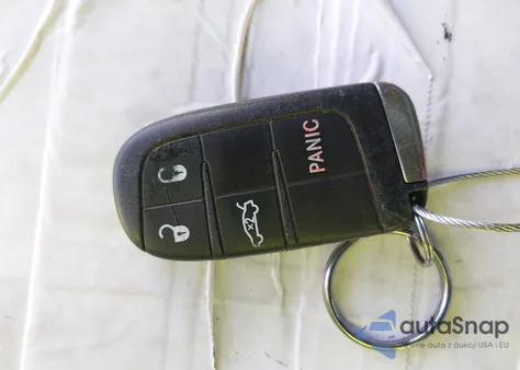 2016 Dodge Challenger Sxt из США, поврежденный, VIN 2C3CDZAG2GH193604